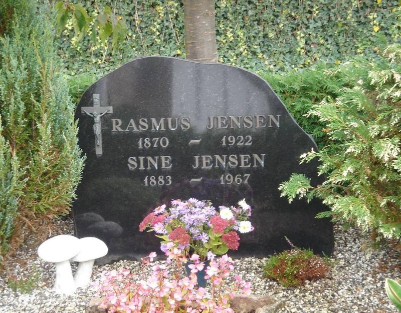 Sine Jensen.jpg